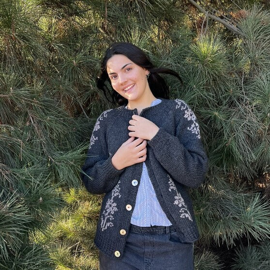 Clase Cardigan Malvas | Adulto